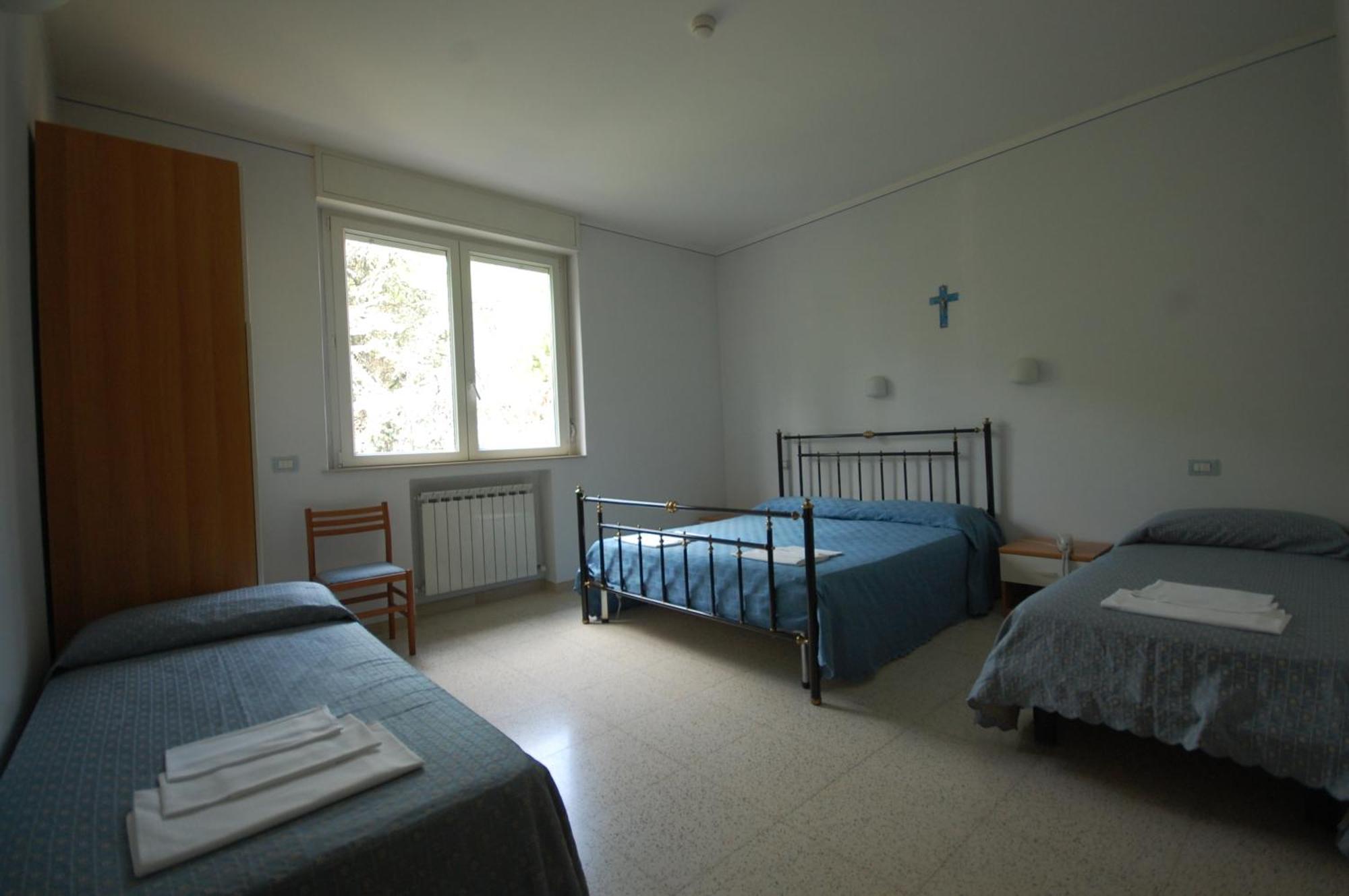 Casa Religiosa Di Ospitalita Nazareno Hotel Spoleto Luaran gambar