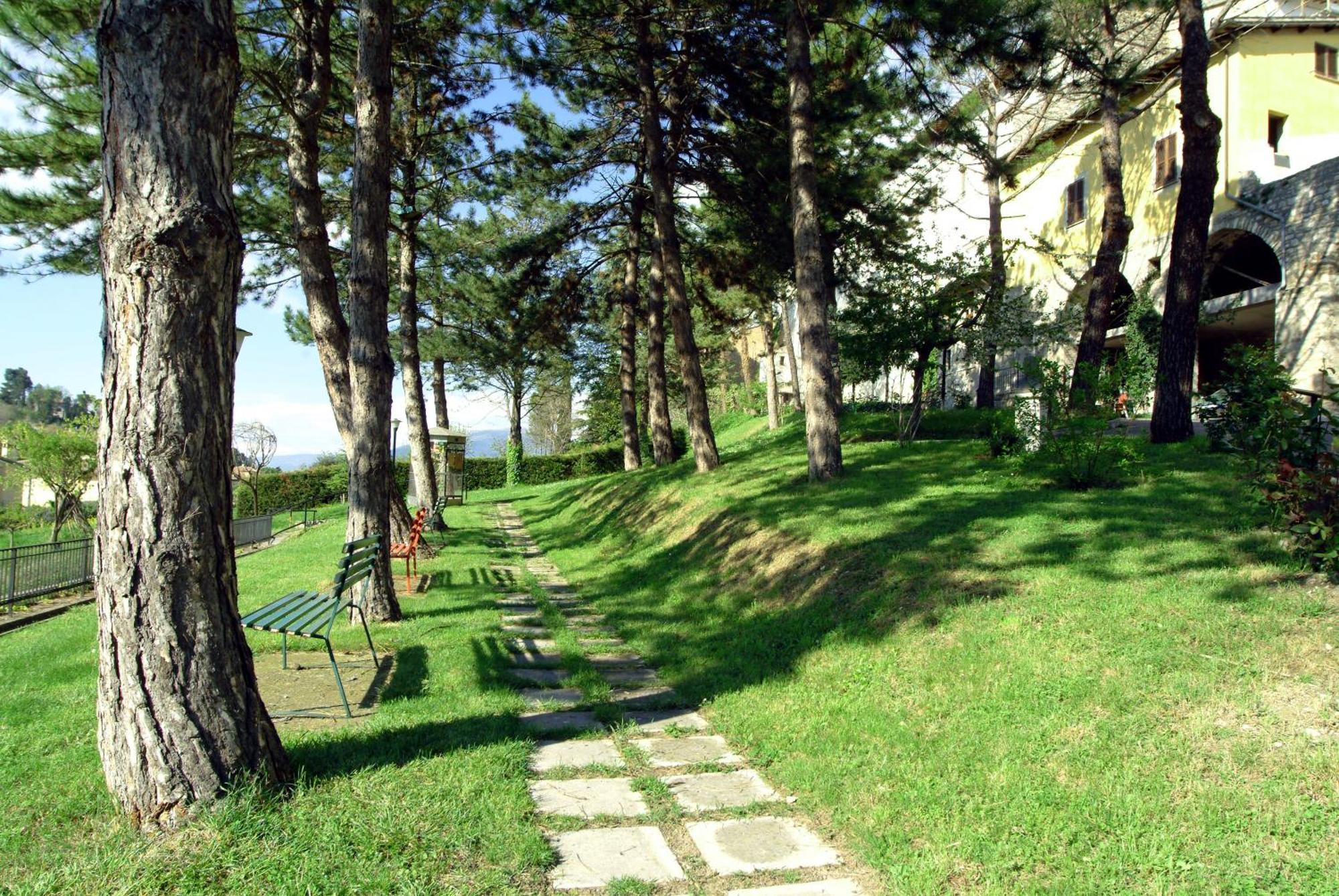 Casa Religiosa Di Ospitalita Nazareno Hotel Spoleto Luaran gambar